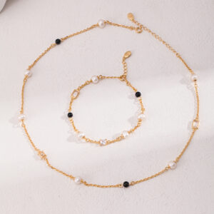 Kotone Pearl & Agate Necklace