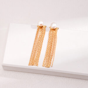 Mai Pearl Earrings